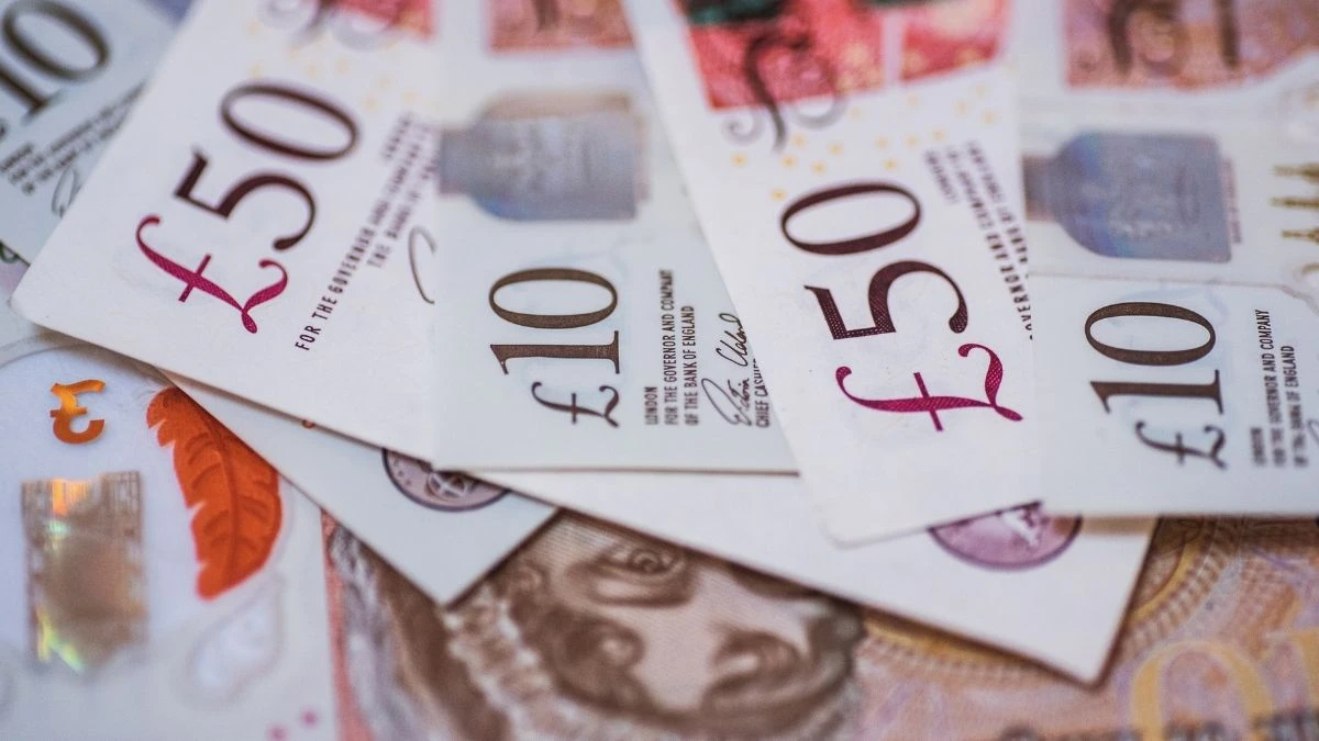 British Pound Tests Key Support as Buyers Eye a Rebound